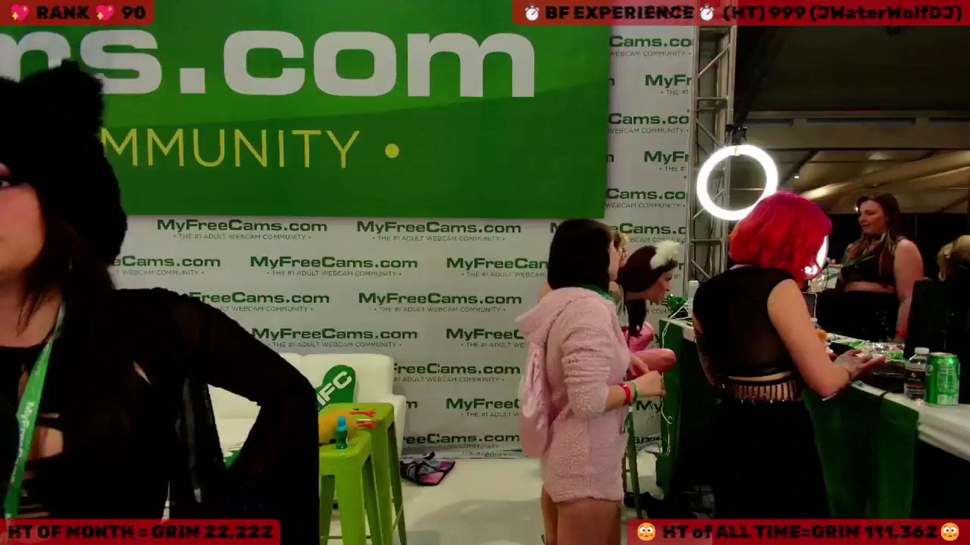 Gallery image thumbnail from JessWhitmore's myfreecams stream on, 01/24/2024, 23:17 image 10 of 20