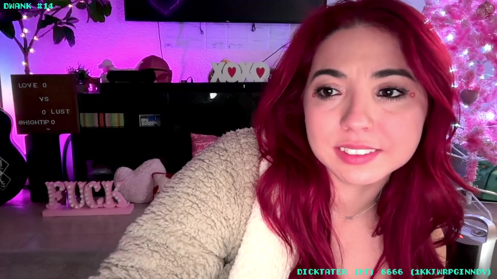 Gallery image thumbnail from JessWhitmore's myfreecams stream on, 02/01/2026, 12:19 image 14 of 20