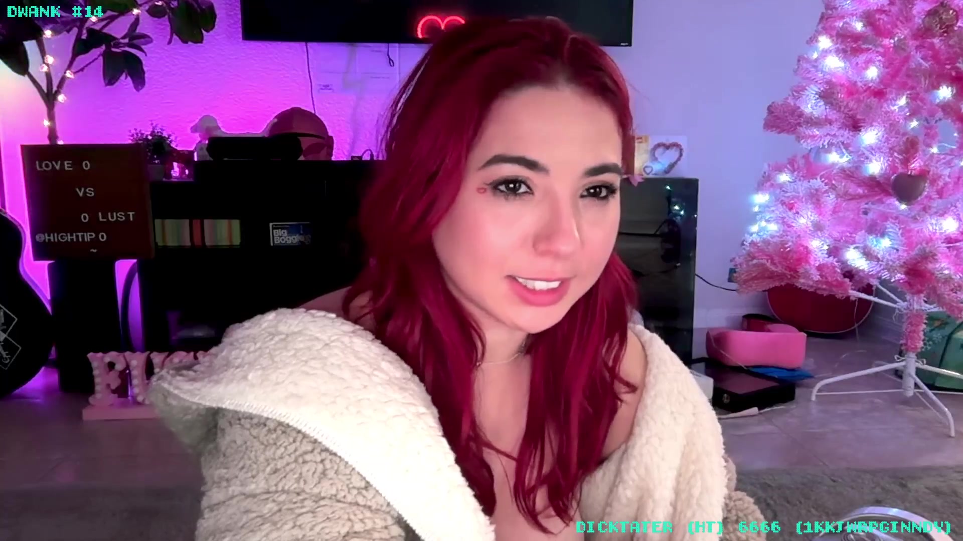 Gallery image thumbnail from JessWhitmore's myfreecams stream on, 02/01/2026, 12:19 image 15 of 20