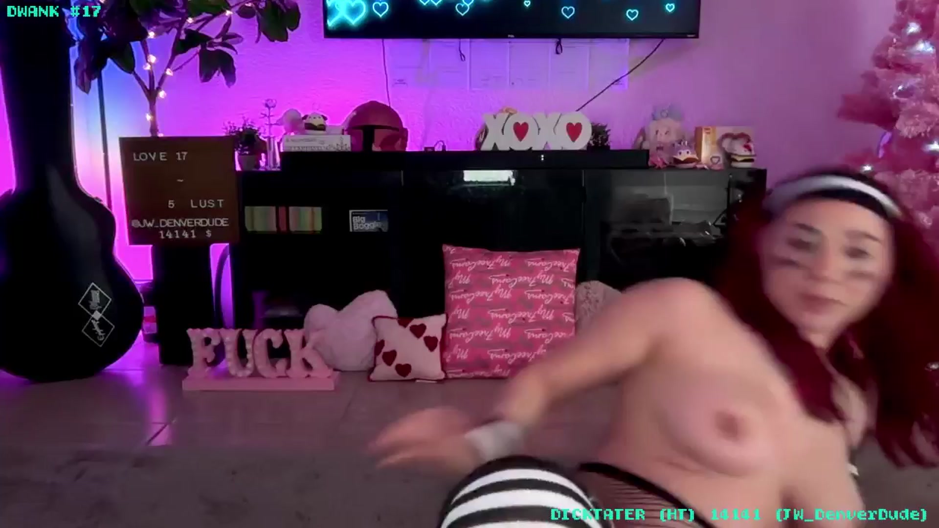 Gallery image thumbnail from JessWhitmore's myfreecams stream on, 02/02/2026, 07:03 image 1 of 20