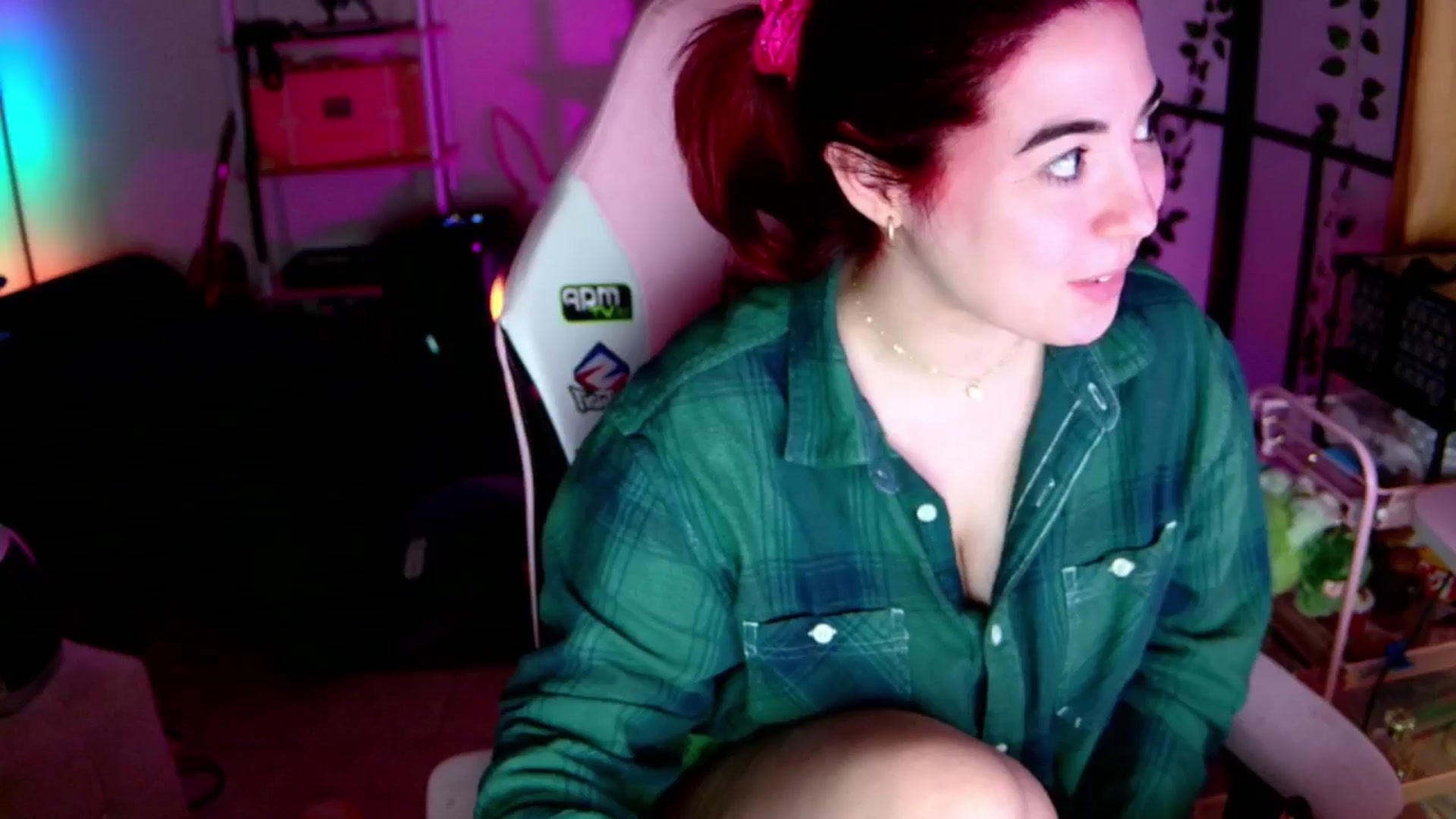 Gallery image thumbnail from JessWhitmore's myfreecams stream on, 03/05/2026, 06:26 image 3 of 20
