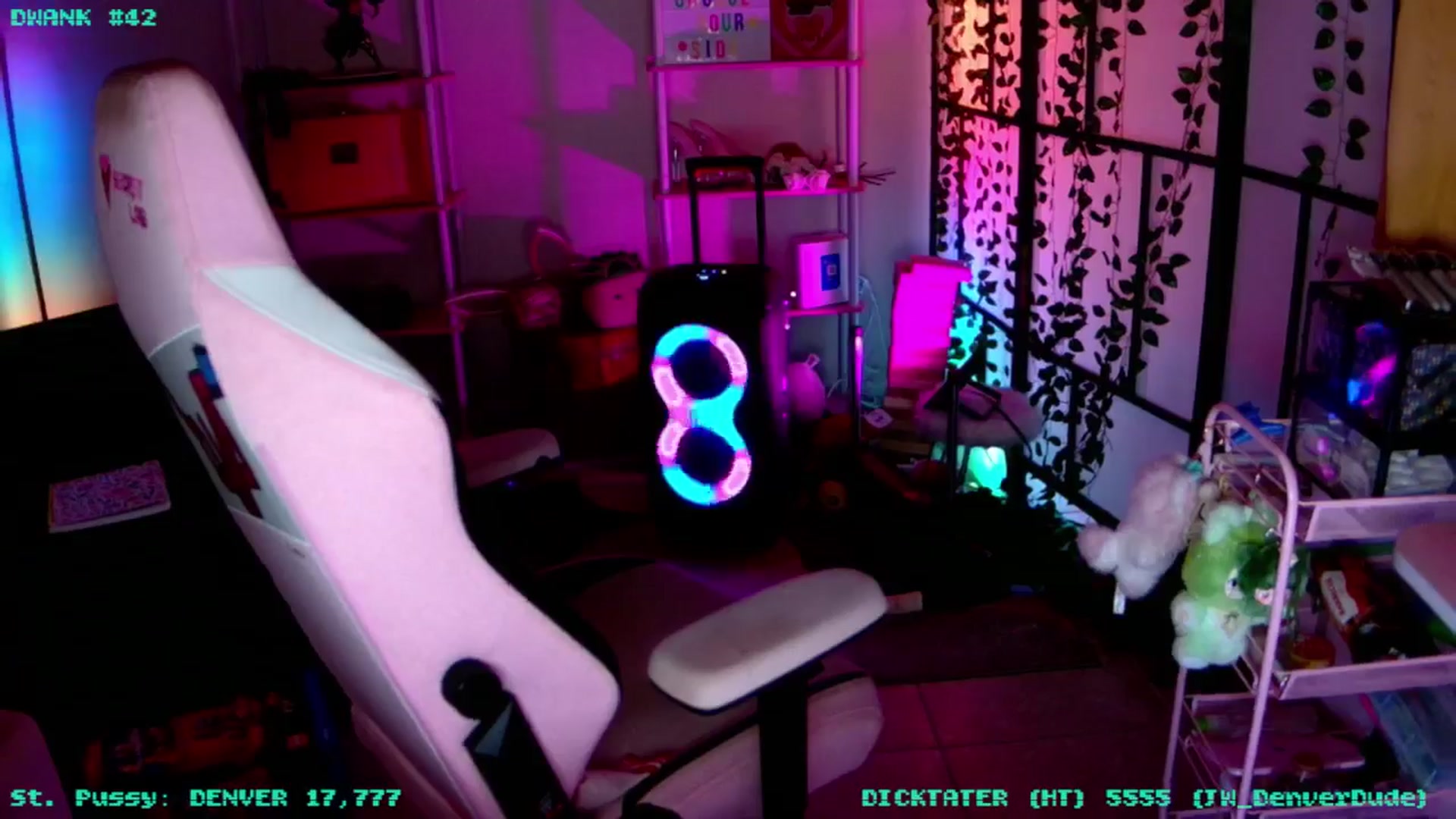 Gallery image thumbnail from JessWhitmore's myfreecams stream on, 03/15/2026, 10:50 image 14 of 20