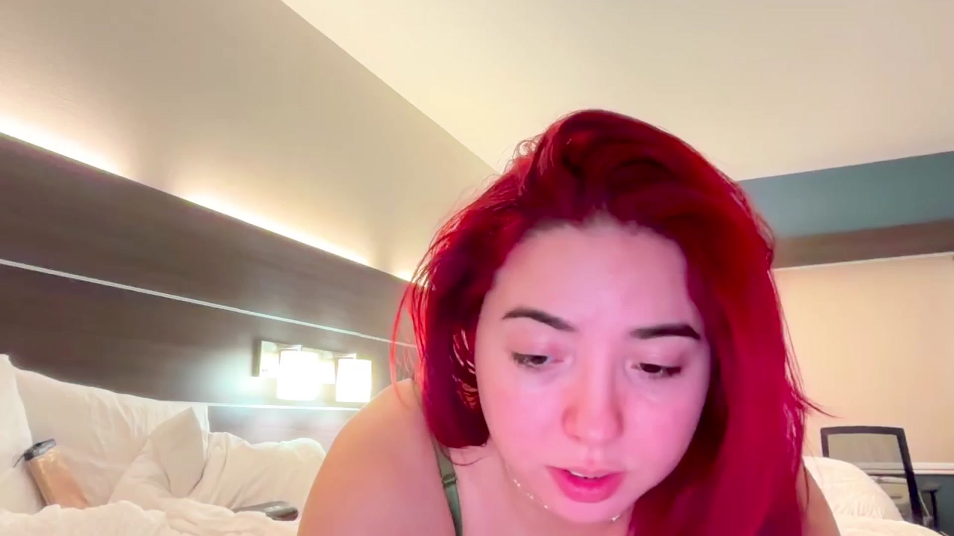 Gallery image thumbnail from JessWhitmore's myfreecams stream on, 03/22/2026, 07:02 image 1 of 20