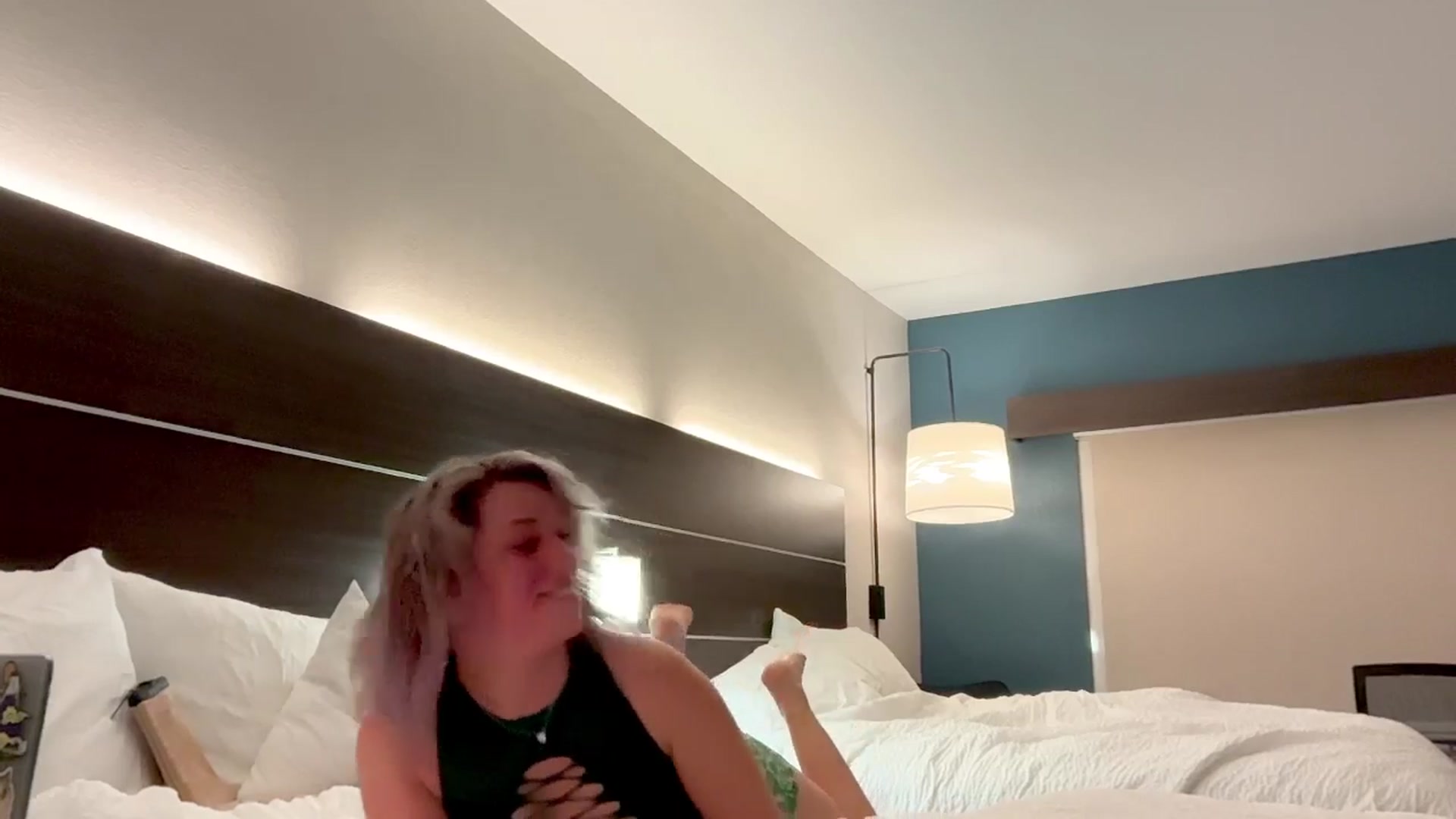 Gallery image thumbnail from JessWhitmore's myfreecams stream on, 03/22/2026, 07:02 image 19 of 20