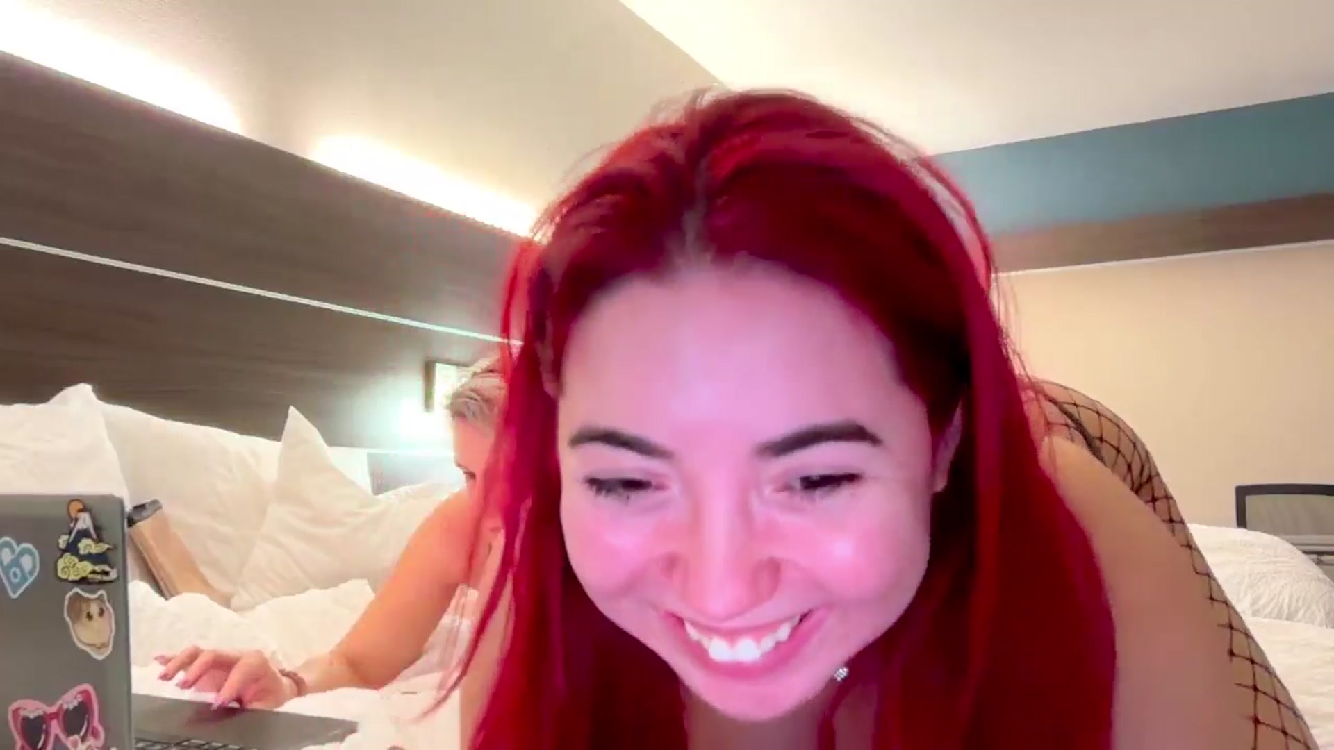 Gallery image thumbnail from JessWhitmore's myfreecams stream on, 03/22/2026, 07:23 image 9 of 20