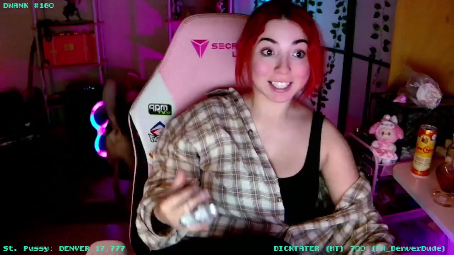 Gallery image thumbnail from JessWhitmore's myfreecams stream on, 04/14/2026, 04:17 image 3 of 20