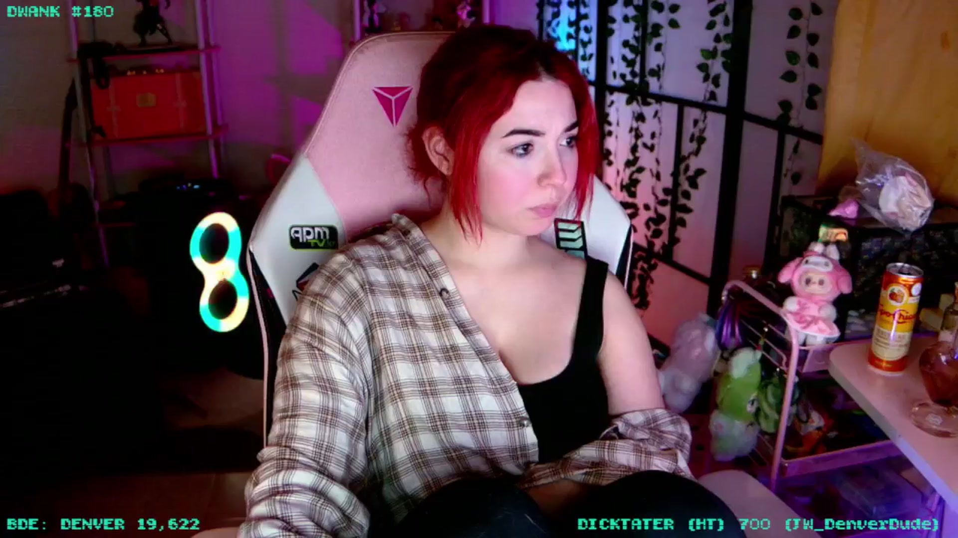 Gallery image thumbnail from JessWhitmore's myfreecams stream on, 04/14/2026, 04:17 image 11 of 20