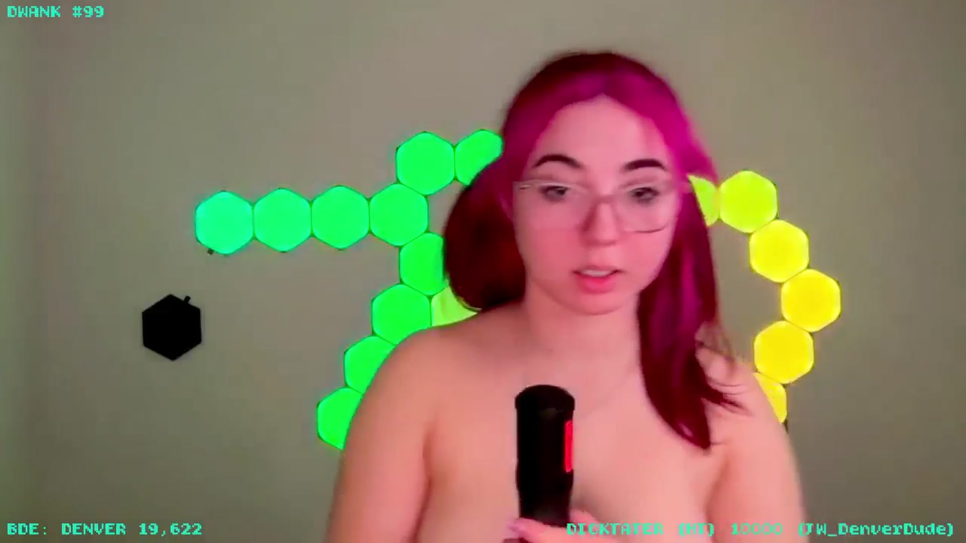 Gallery image thumbnail from JessWhitmore's myfreecams stream on, 04/24/2026, 06:28 image 16 of 20