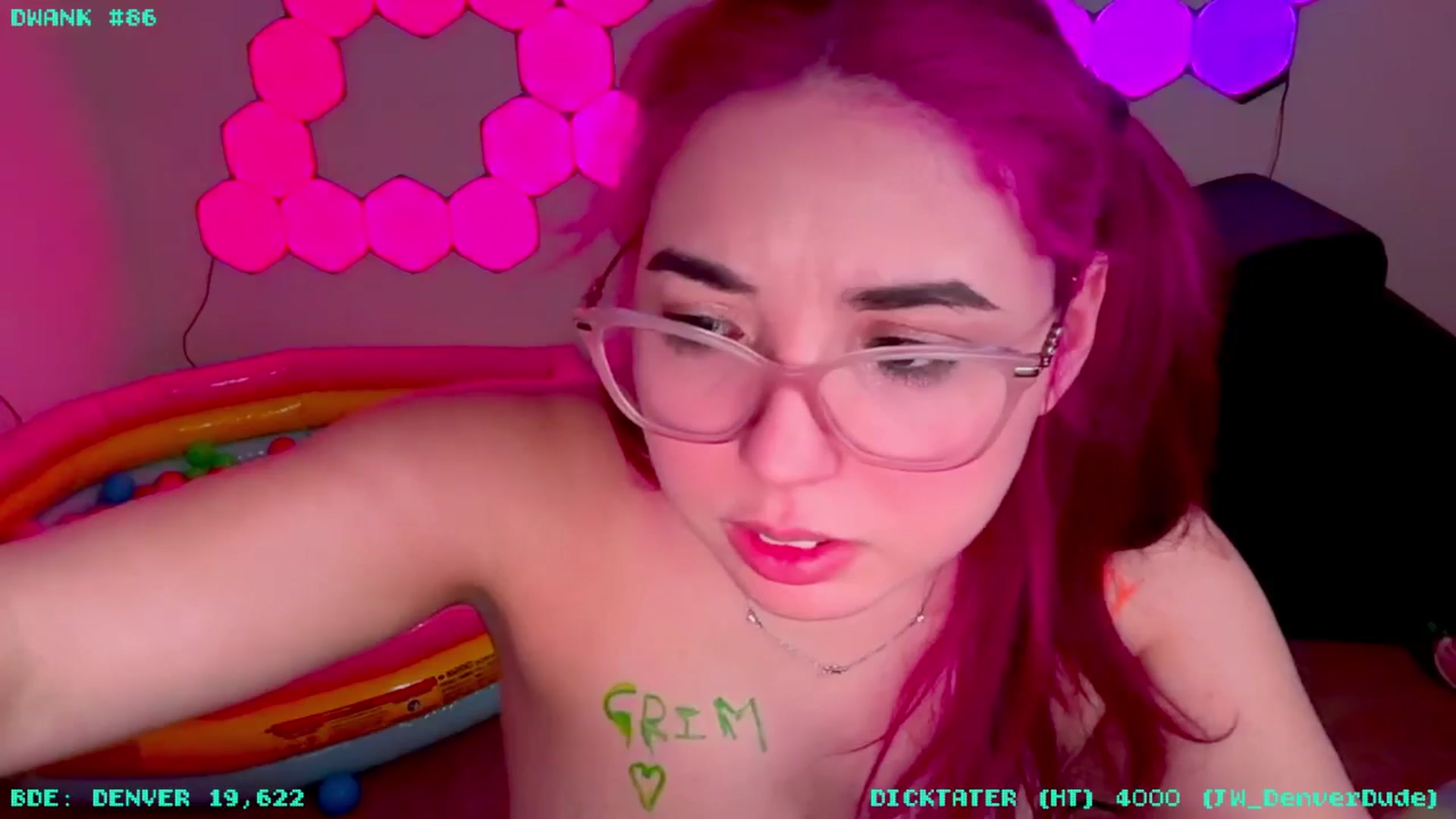 Gallery image thumbnail from JessWhitmore's myfreecams stream on, 04/25/2026, 07:21 image 6 of 20