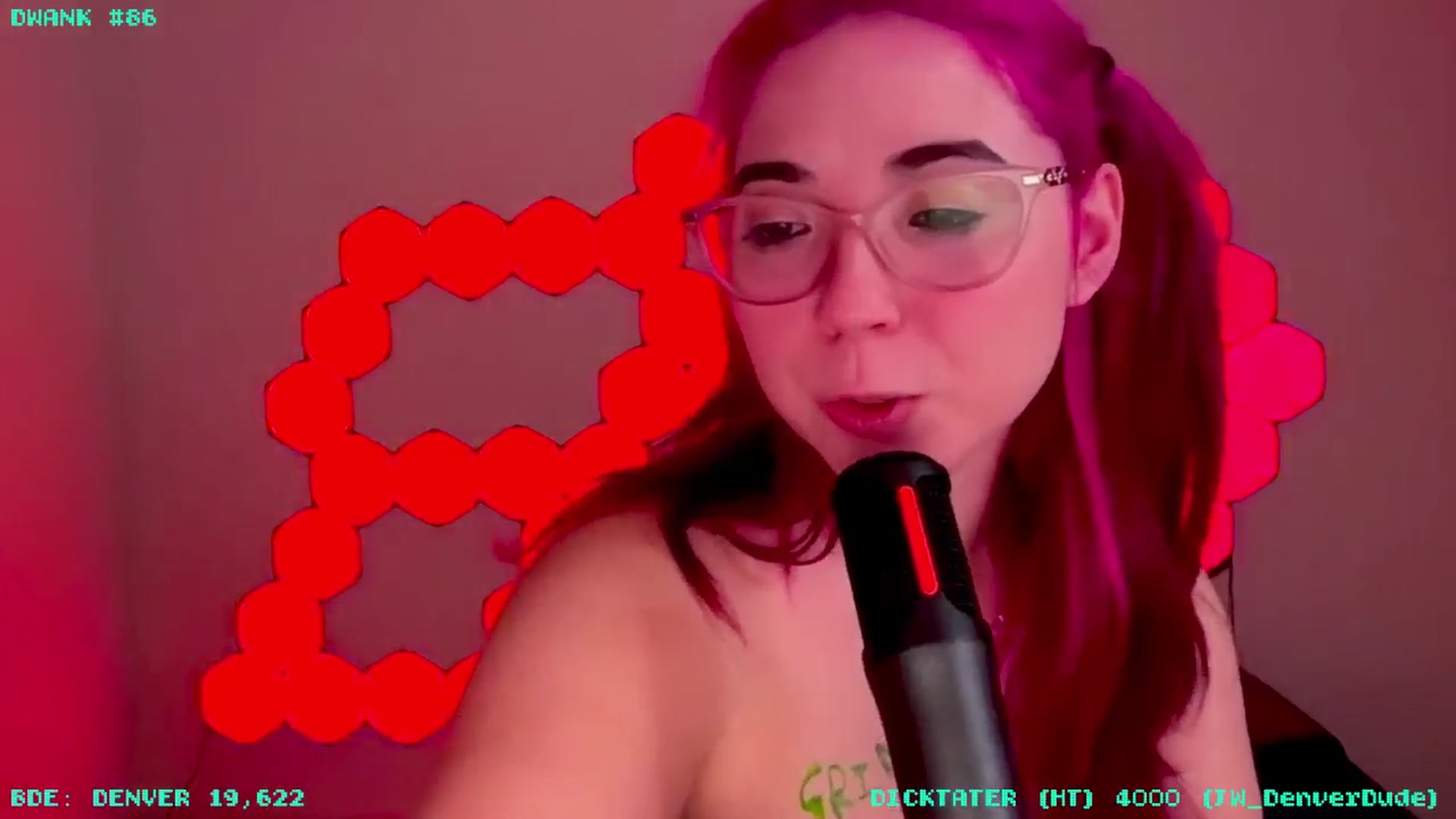 Gallery image thumbnail from JessWhitmore's myfreecams stream on, 04/25/2026, 07:21 image 14 of 20