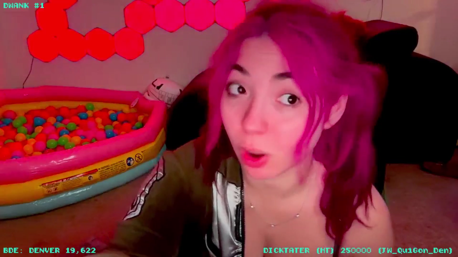 Gallery image thumbnail from JessWhitmore's myfreecams stream on, 05/01/2026, 08:42 image 10 of 20