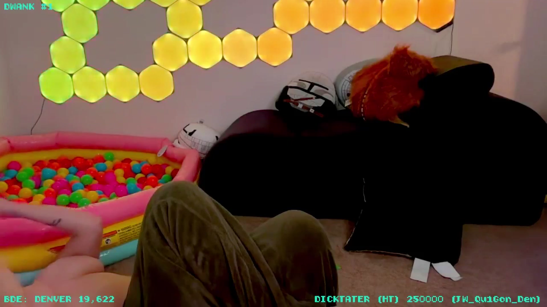 Gallery image thumbnail from JessWhitmore's myfreecams stream on, 05/01/2026, 08:42 image 18 of 20