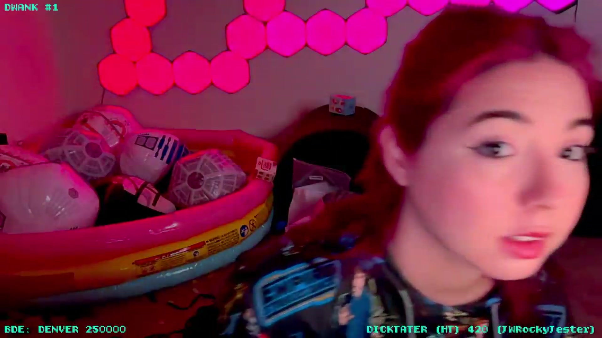 Gallery image thumbnail from JessWhitmore's myfreecams stream on, 05/14/2026, 04:09 image 10 of 20