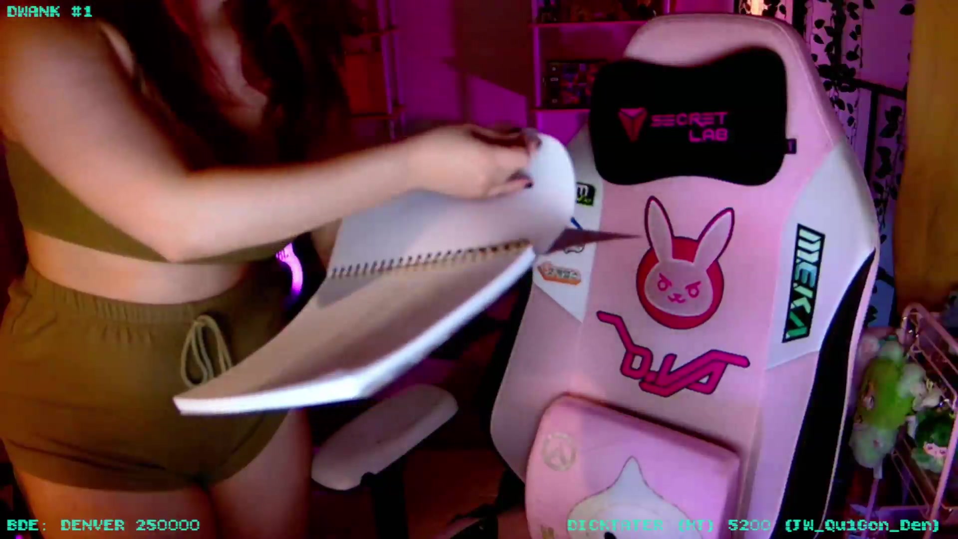Gallery image thumbnail from JessWhitmore's myfreecams stream on, 05/15/2026, 06:54 image 20 of 20