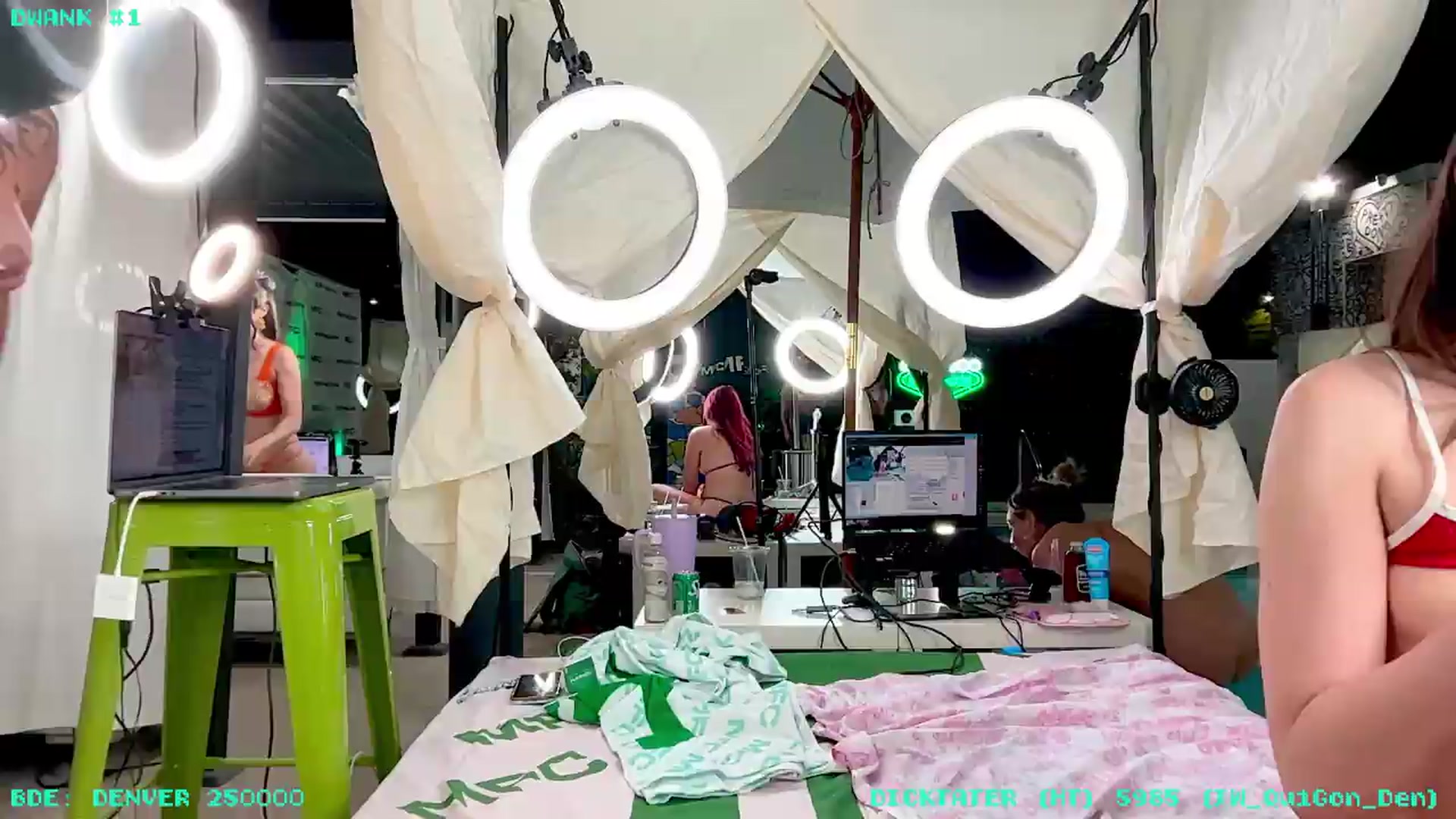 Gallery image thumbnail from JessWhitmore's myfreecams stream on, 05/20/2026, 06:02 image 3 of 20