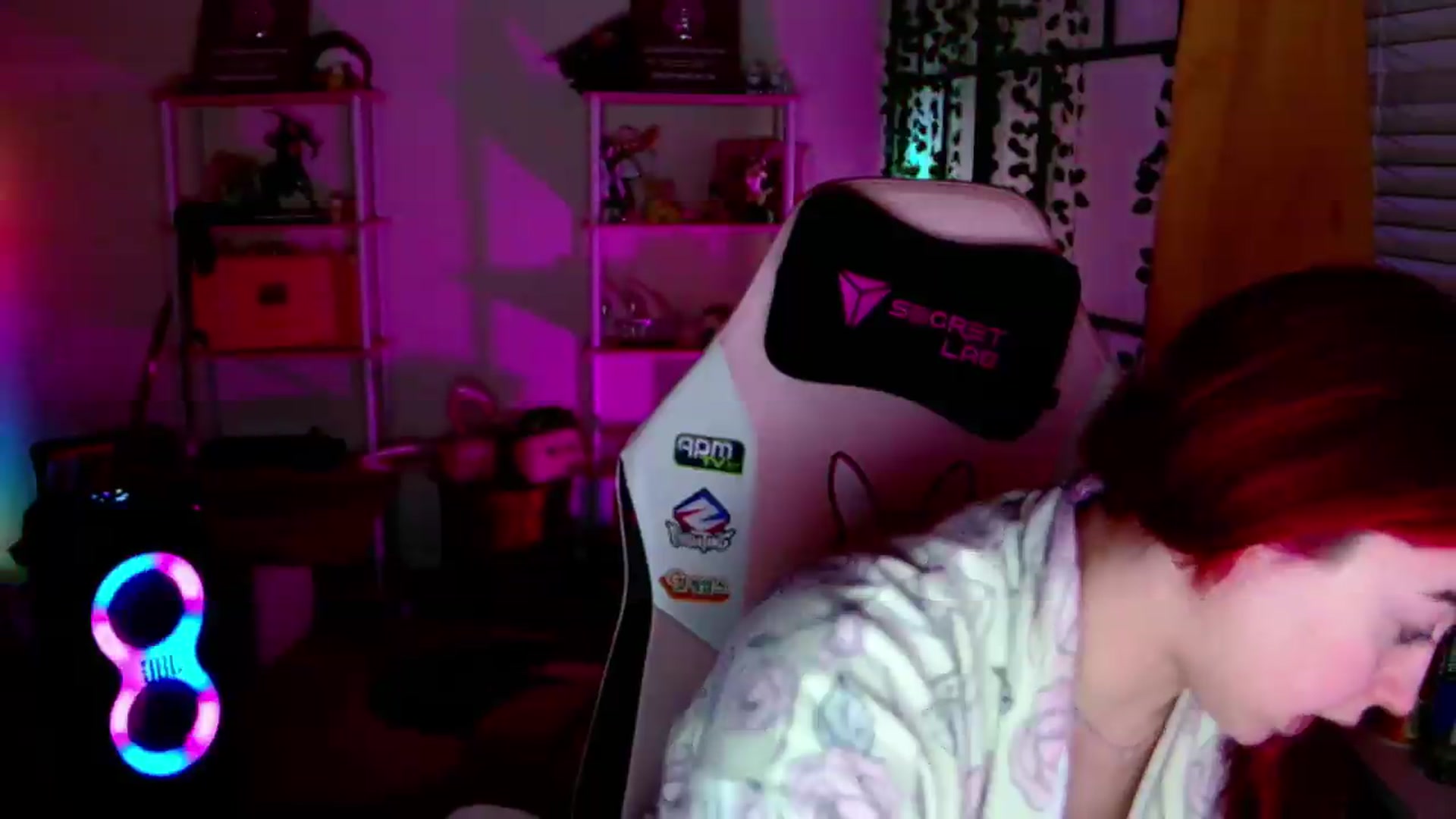 Gallery image thumbnail from JessWhitmore's myfreecams stream on, 05/24/2026, 06:12 image 3 of 20
