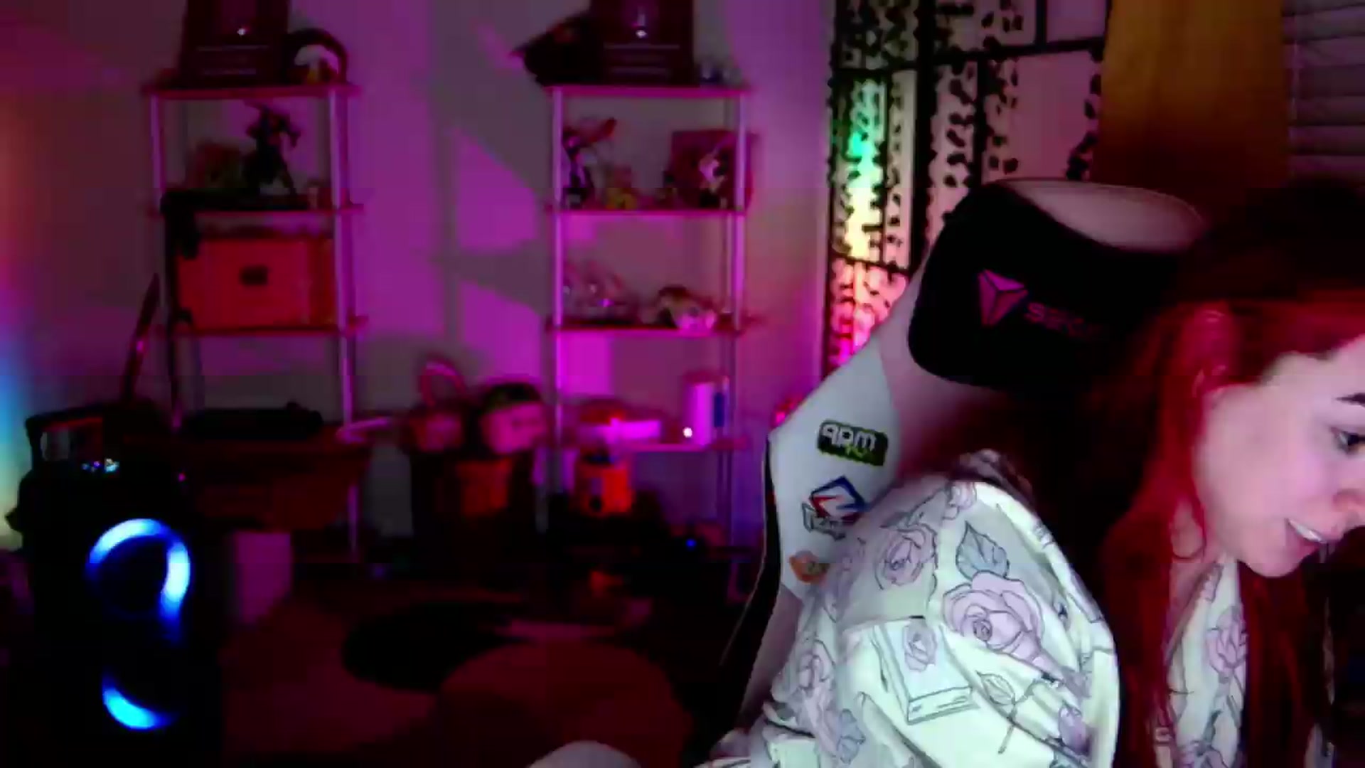 Gallery image thumbnail from JessWhitmore's myfreecams stream on, 05/24/2026, 06:12 image 1 of 20