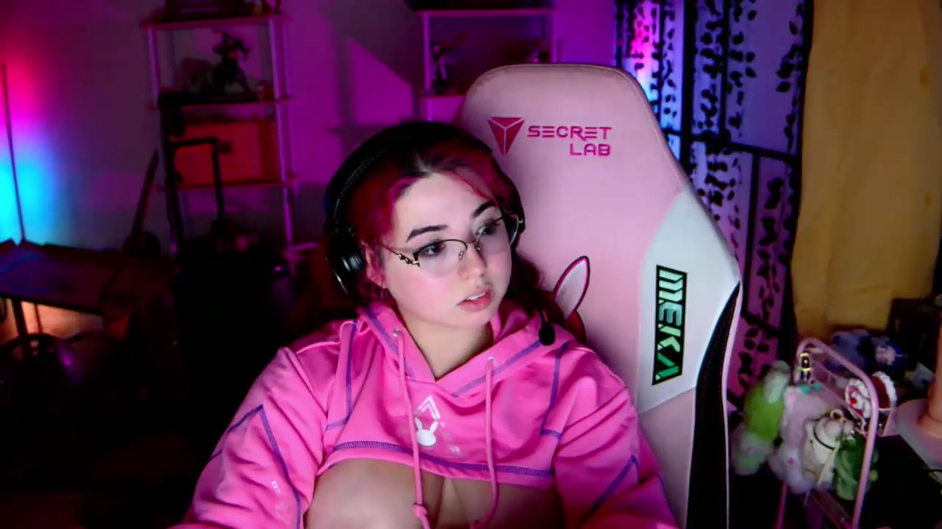 Gallery image thumbnail from JessWhitmore's myfreecams stream on, 05/31/2026, 09:53 image 18 of 20