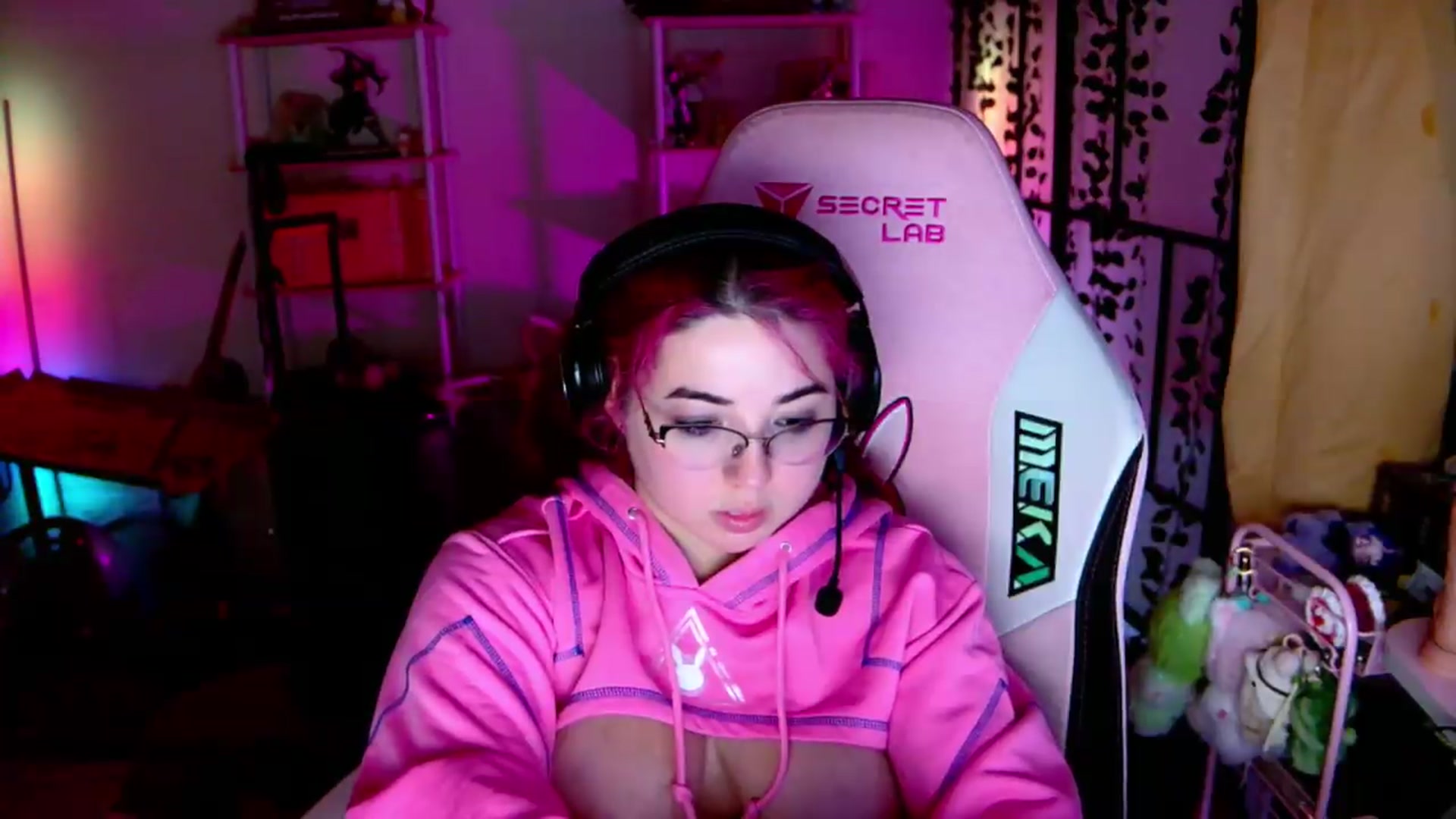 Gallery image thumbnail from JessWhitmore's myfreecams stream on, 05/31/2026, 09:53 image 19 of 20