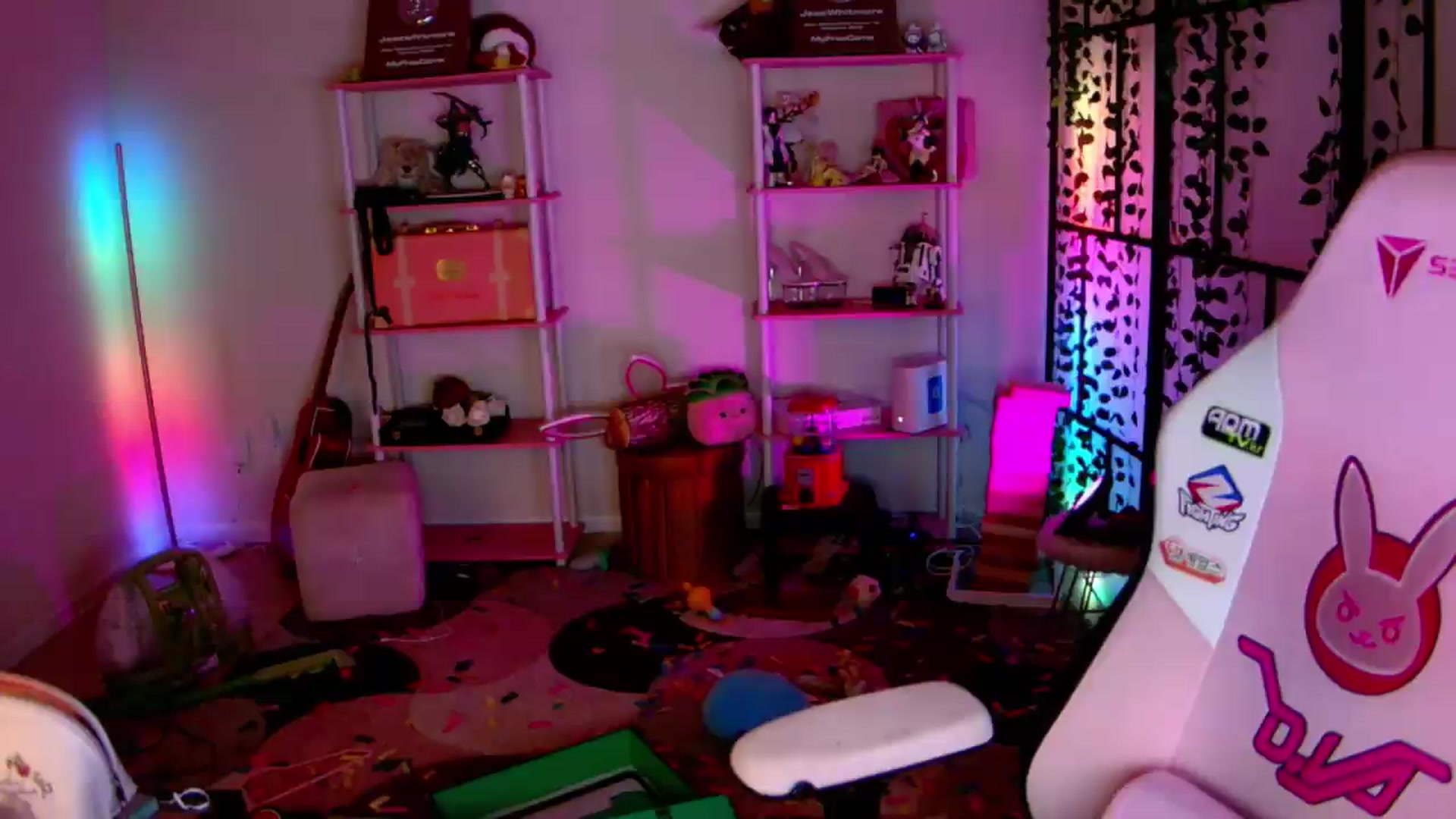 Gallery image thumbnail from JessWhitmore's myfreecams stream on, 06/09/2026, 04:28 image 5 of 20