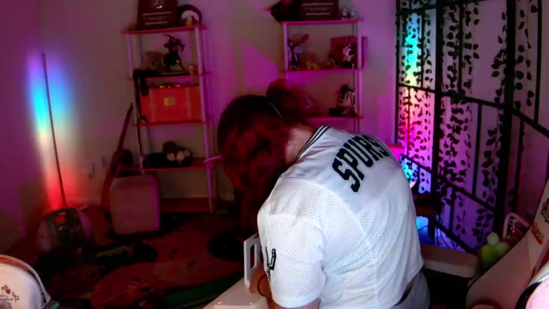 Gallery image thumbnail from JessWhitmore's myfreecams stream on, 06/09/2026, 04:28 image 3 of 20
