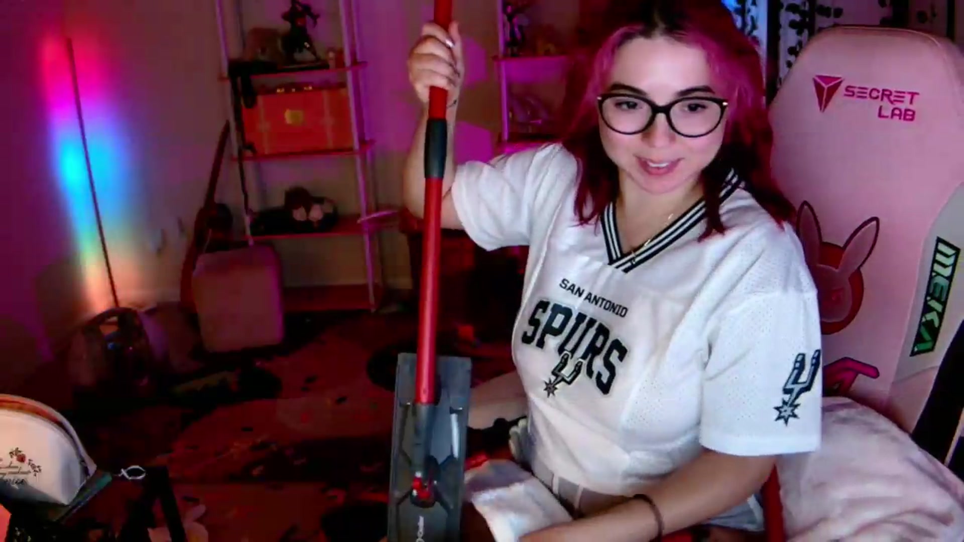 Gallery image thumbnail from JessWhitmore's myfreecams stream on, 06/09/2026, 04:28 image 14 of 20