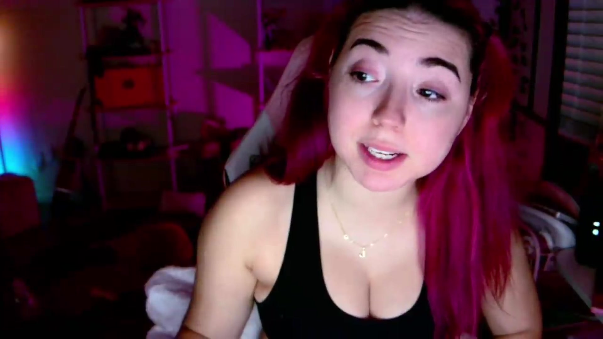 Gallery image thumbnail from JessWhitmore's myfreecams stream on, 06/19/2026, 06:26 image 4 of 20
