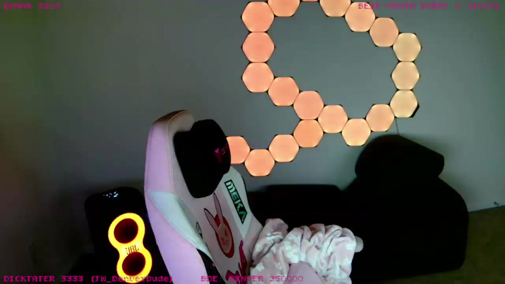Gallery image thumbnail from JessWhitmore's myfreecams stream on, 07/07/2026, 05:18 image 4 of 20