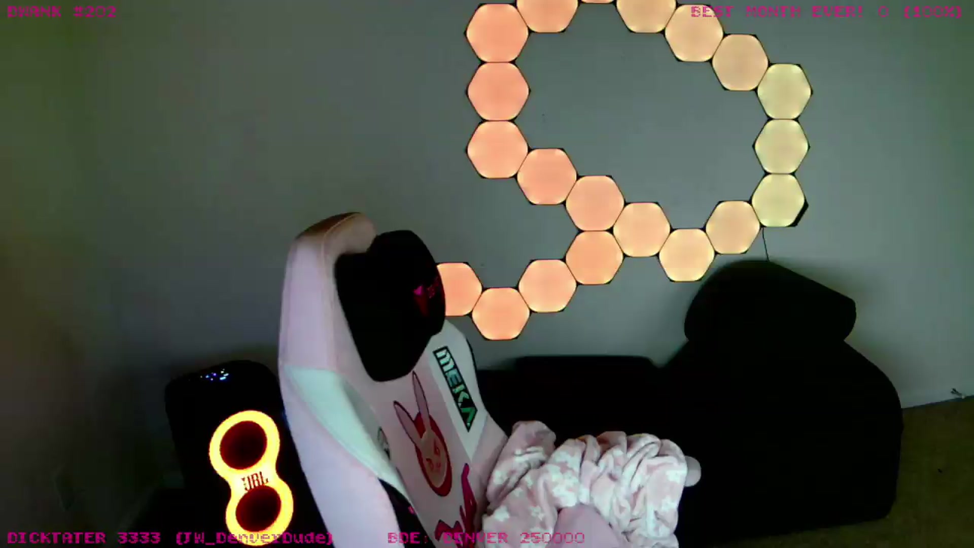 Gallery image thumbnail from JessWhitmore's myfreecams stream on, 07/07/2026, 05:18 image 7 of 20