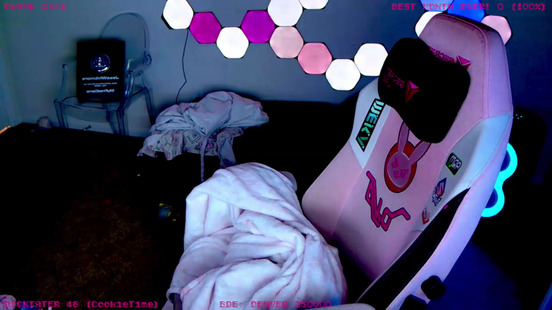 Gallery image thumbnail from JessWhitmore's myfreecams stream on, 07/15/2026, 11:21 image 4 of 20
