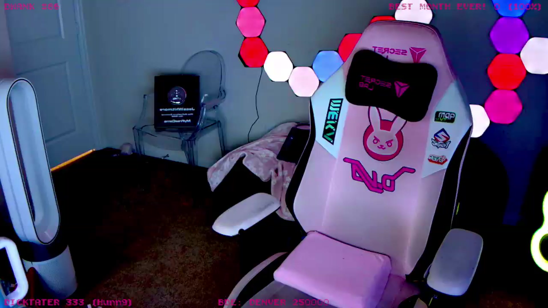 Gallery image thumbnail from JessWhitmore's myfreecams stream on, 07/16/2026, 11:18 image 20 of 20