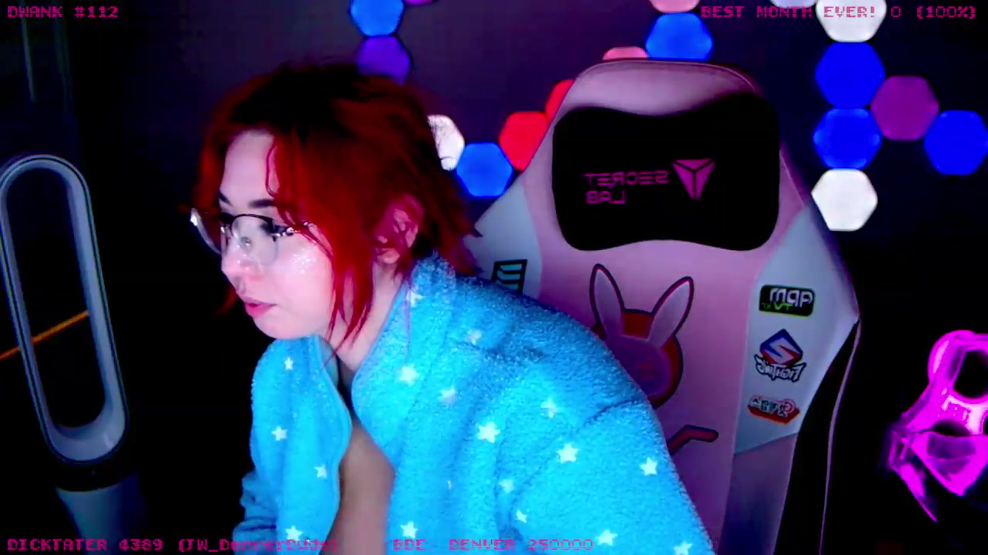 Gallery image thumbnail from JessWhitmore's myfreecams stream on, 07/22/2026, 07:36 image 3 of 20