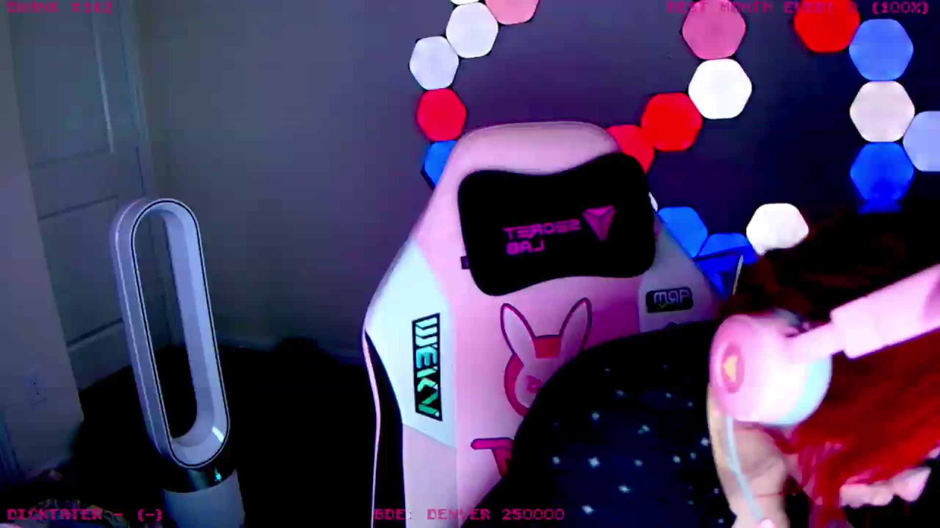 Gallery image thumbnail from JessWhitmore's myfreecams stream on, 07/28/2026, 09:19 image 1 of 20