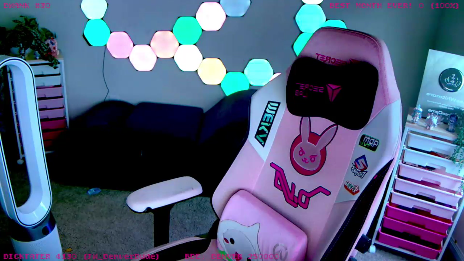 Gallery image thumbnail from JessWhitmore's myfreecams stream on, 08/01/2026, 14:28 image 14 of 20