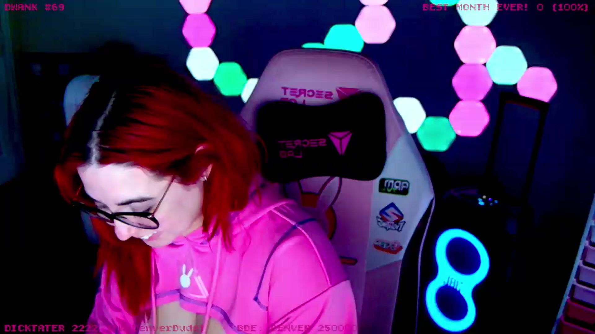Gallery image thumbnail from JessWhitmore's myfreecams stream on, 08/05/2026, 13:45 image 1 of 20