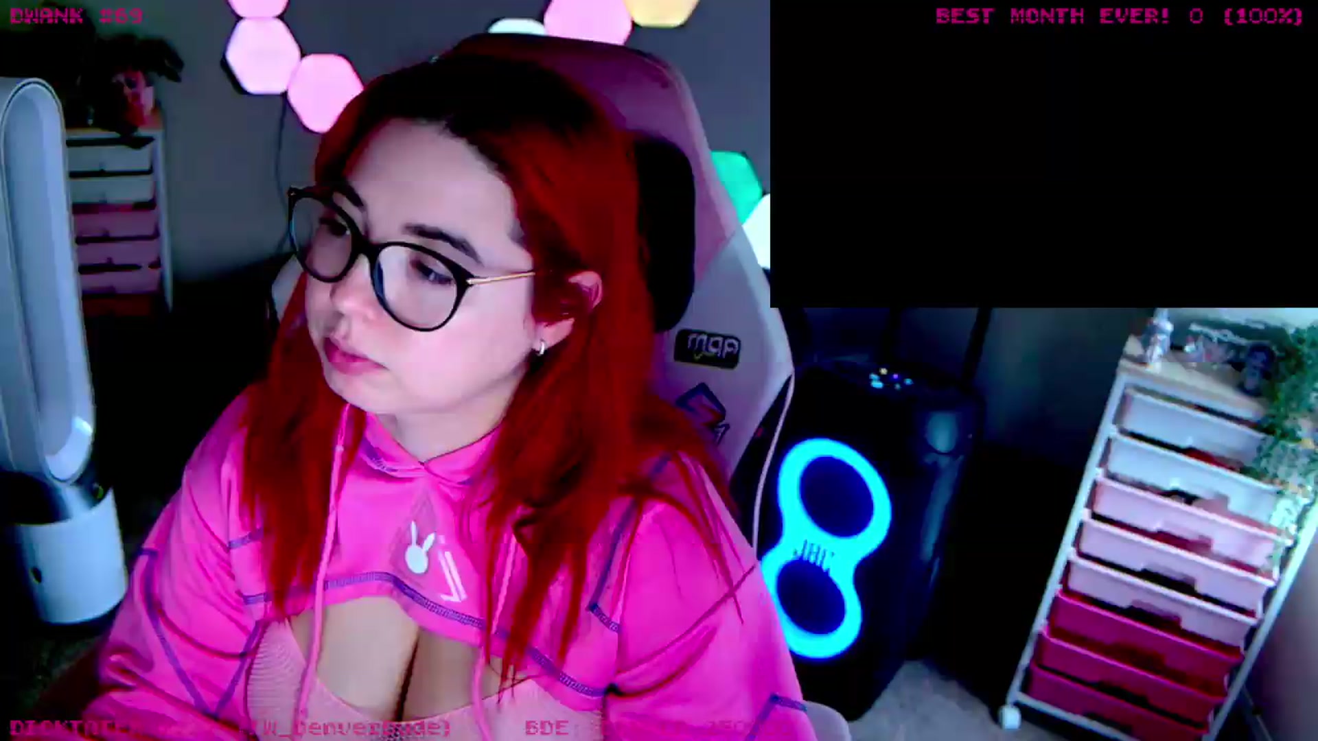 Gallery image thumbnail from JessWhitmore's myfreecams stream on, 08/05/2026, 13:45 image 8 of 20