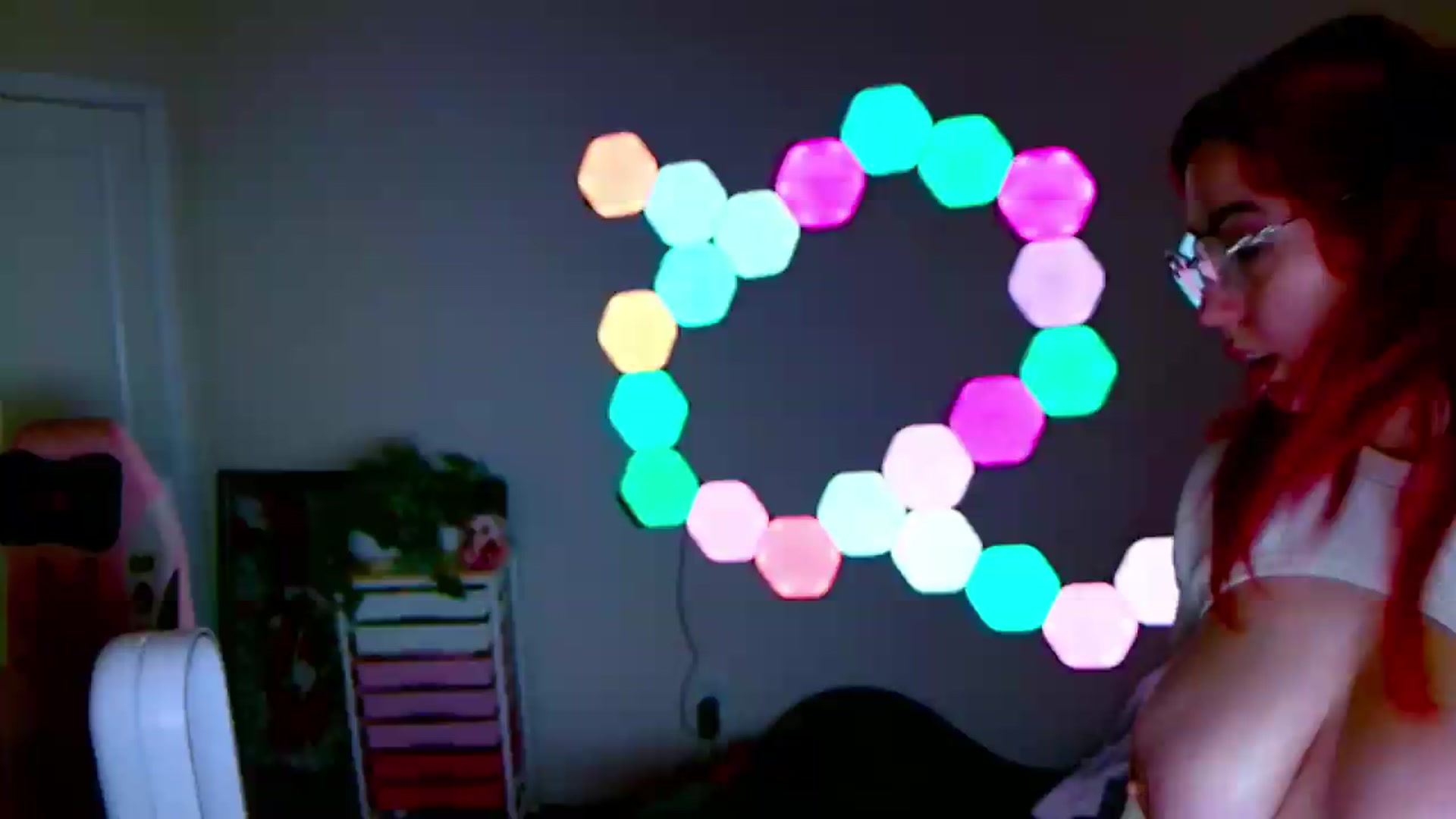 Gallery image thumbnail from JessWhitmore's myfreecams stream on, 08/18/2026, 05:46 image 19 of 20