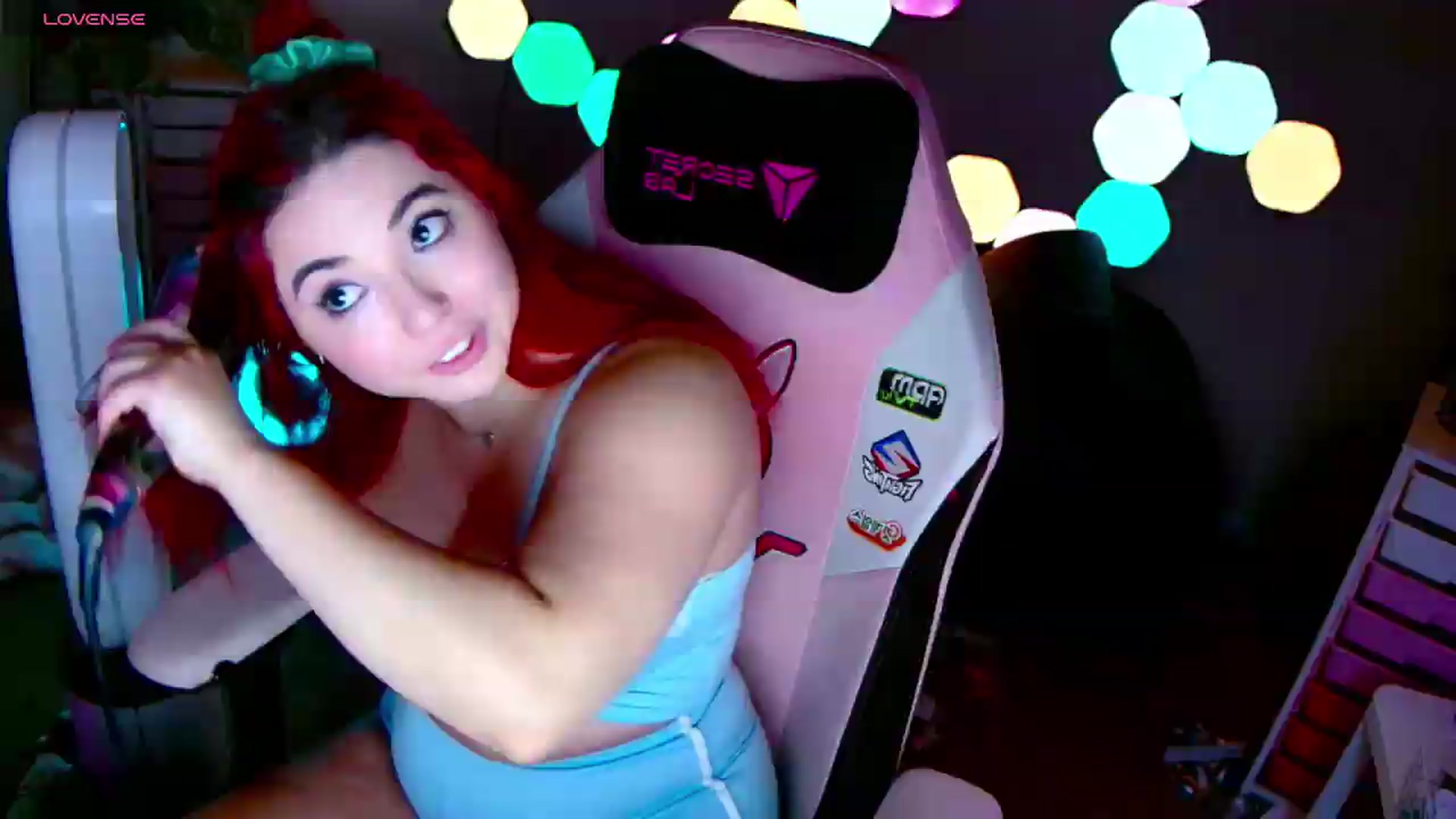 Gallery image thumbnail from JessWhitmore's myfreecams stream on, 08/25/2026, 04:47 image 6 of 20