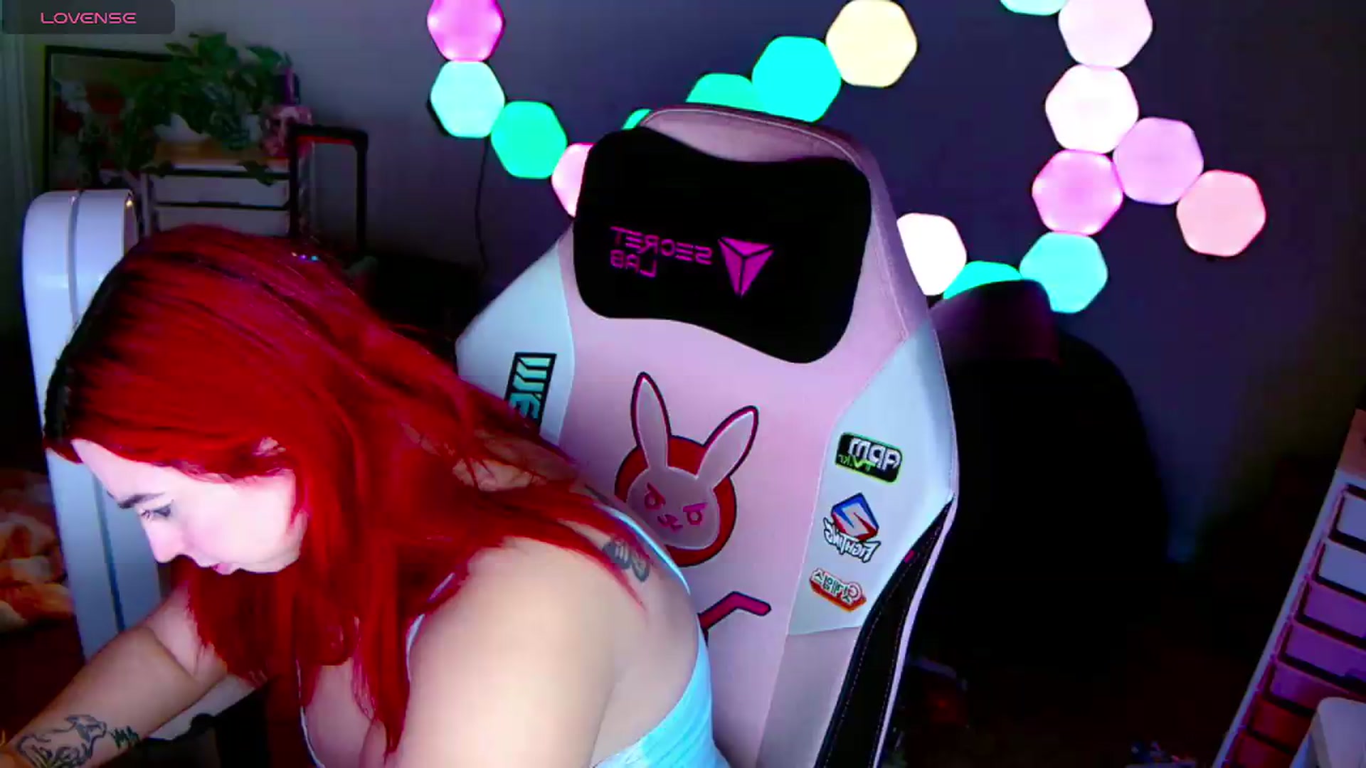 Gallery image thumbnail from JessWhitmore's myfreecams stream on, 08/25/2026, 05:38 image 17 of 20