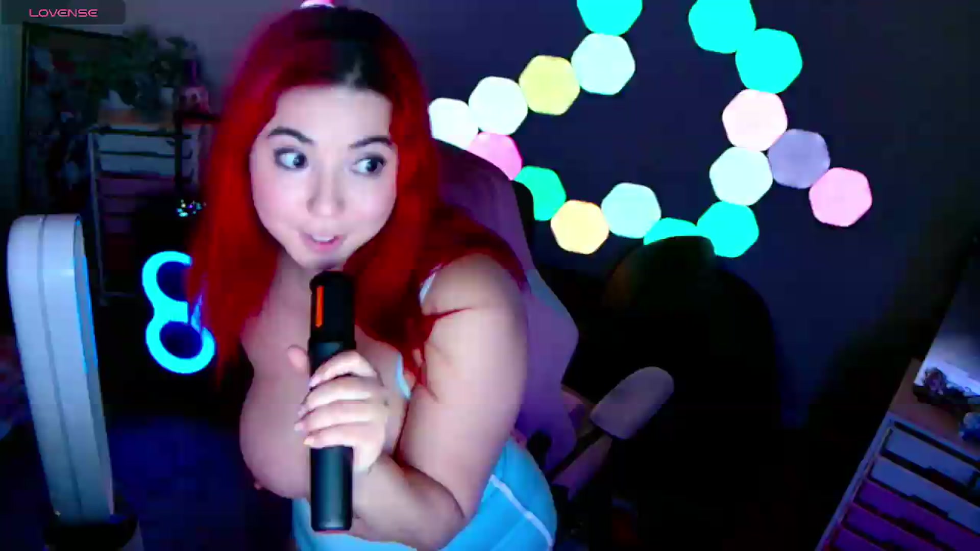 Gallery image thumbnail from JessWhitmore's myfreecams stream on, 08/25/2026, 07:28 image 10 of 20