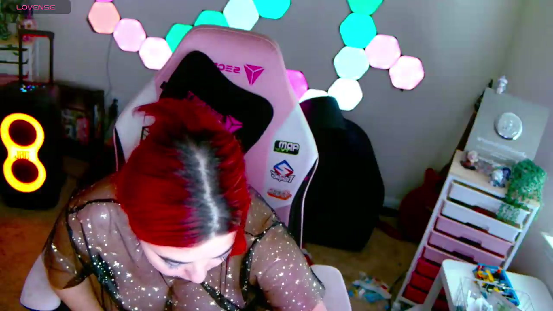 Gallery image thumbnail from JessWhitmore's myfreecams stream on, 08/25/2026, 14:35 image 16 of 20