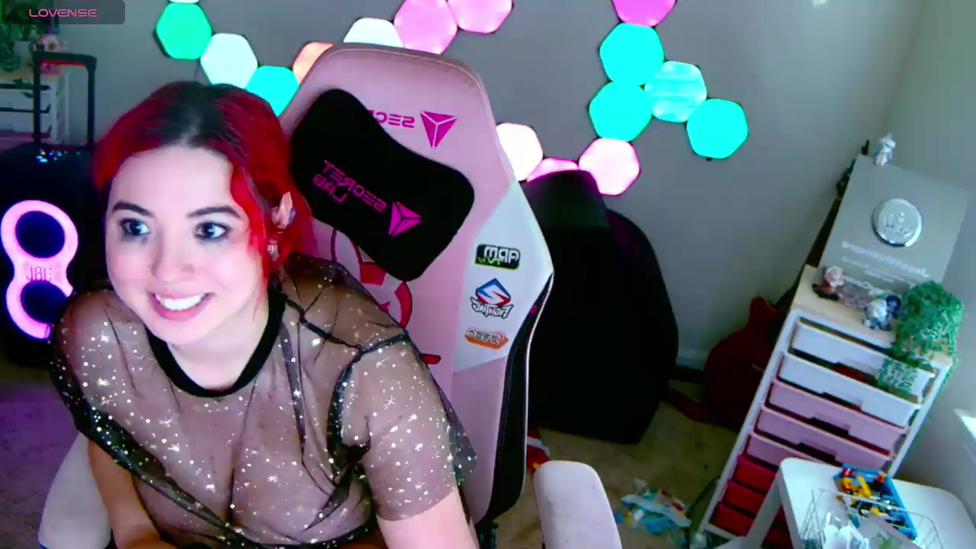 Gallery image thumbnail from JessWhitmore's myfreecams stream on, 08/25/2026, 14:35 image 15 of 20