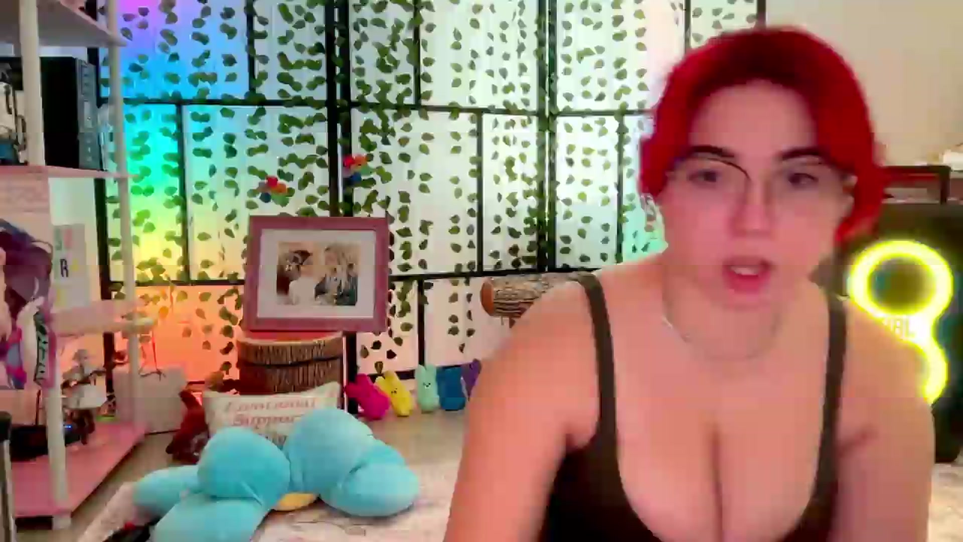 Gallery image thumbnail from JessWhitmore's myfreecams stream on, 09/04/2026, 16:22 image 17 of 20