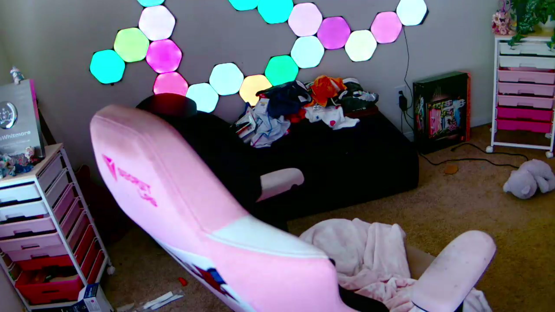 Gallery image thumbnail from JessWhitmore's myfreecams stream on, 09/04/2026, 17:27 image 14 of 20