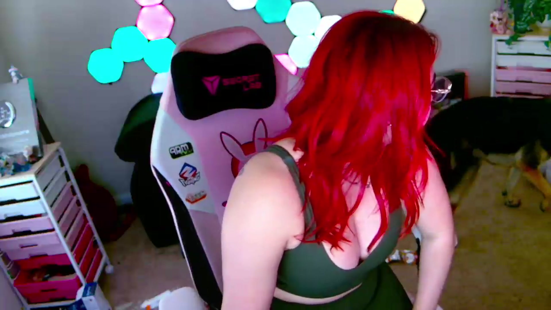 Gallery image thumbnail from JessWhitmore's myfreecams stream on, 09/04/2026, 17:27 image 17 of 20