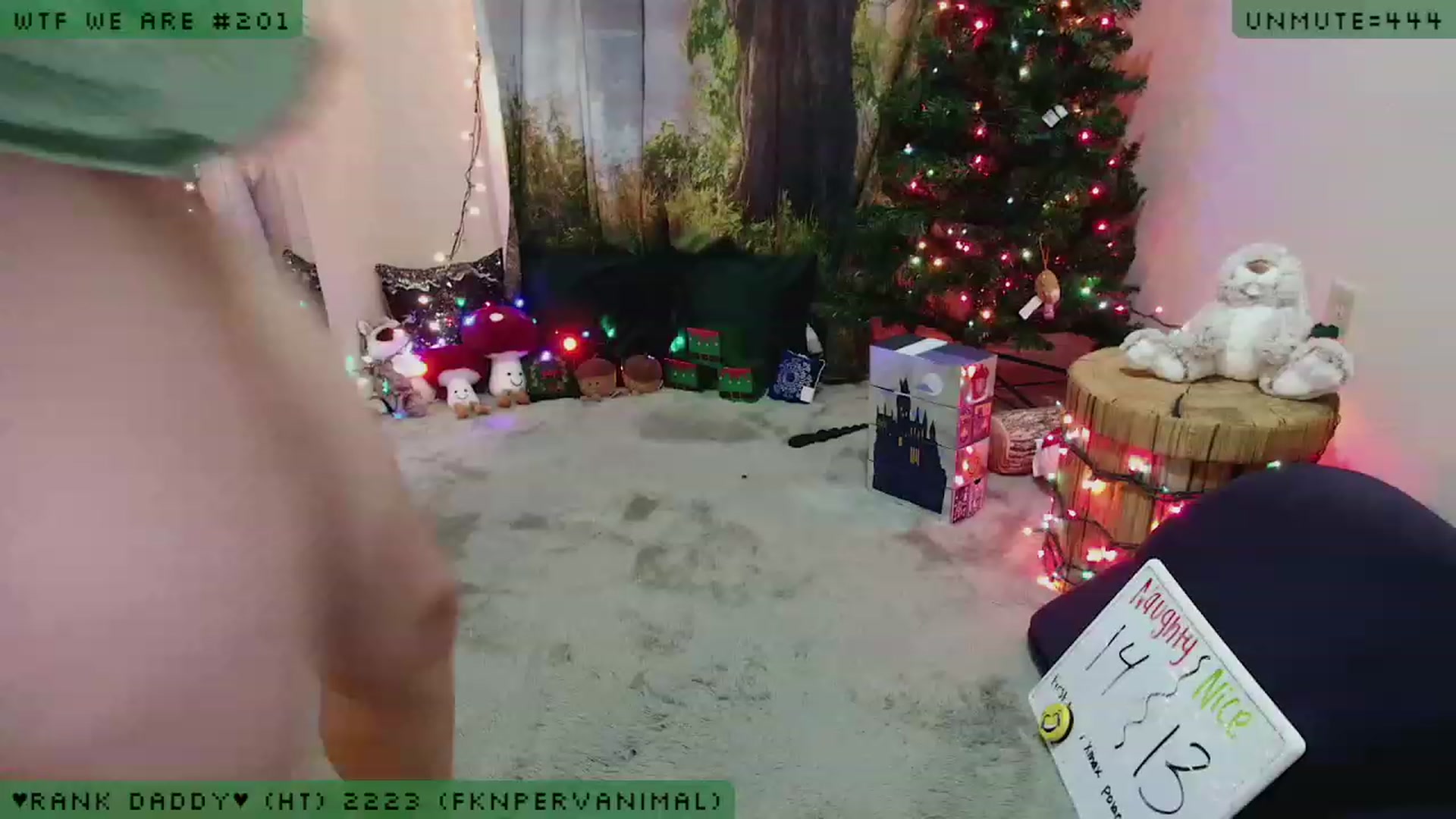 Gallery image thumbnail from JessWhitmore_'s myfreecams stream on, 12/04/2022, 06:34 image 16 of 20