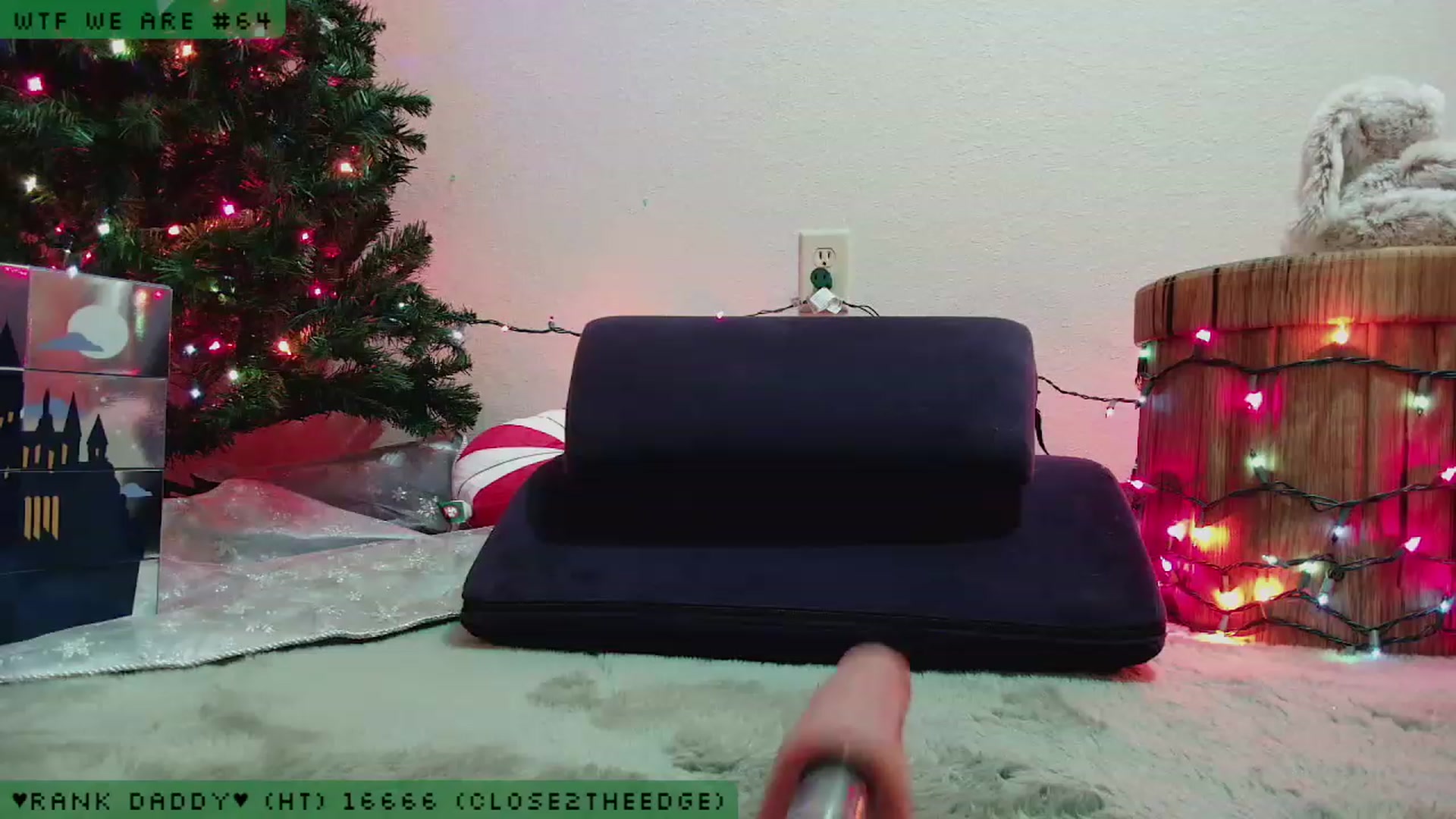 Gallery image thumbnail from JessWhitmore_'s myfreecams stream on, 12/05/2022, 08:01 image 14 of 20