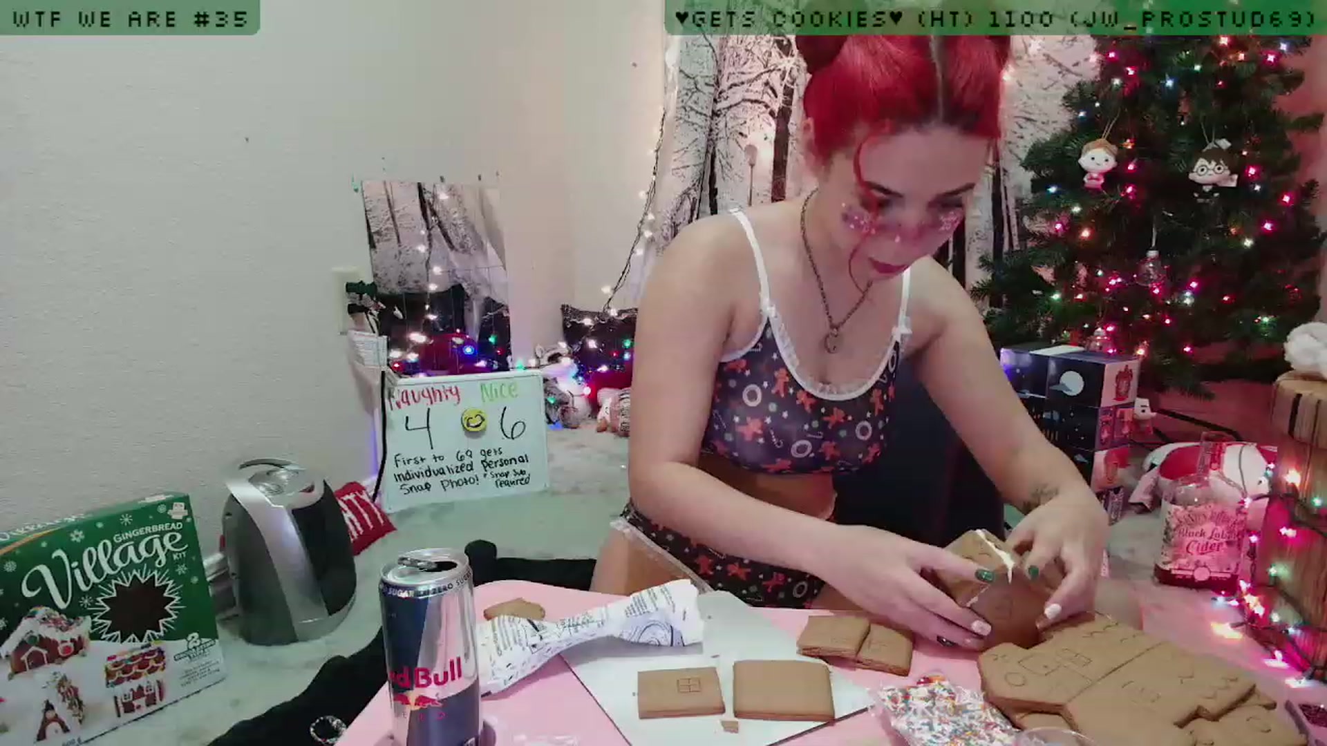 Gallery image thumbnail from JessWhitmore_'s myfreecams stream on, 12/10/2022, 05:30 image 16 of 20