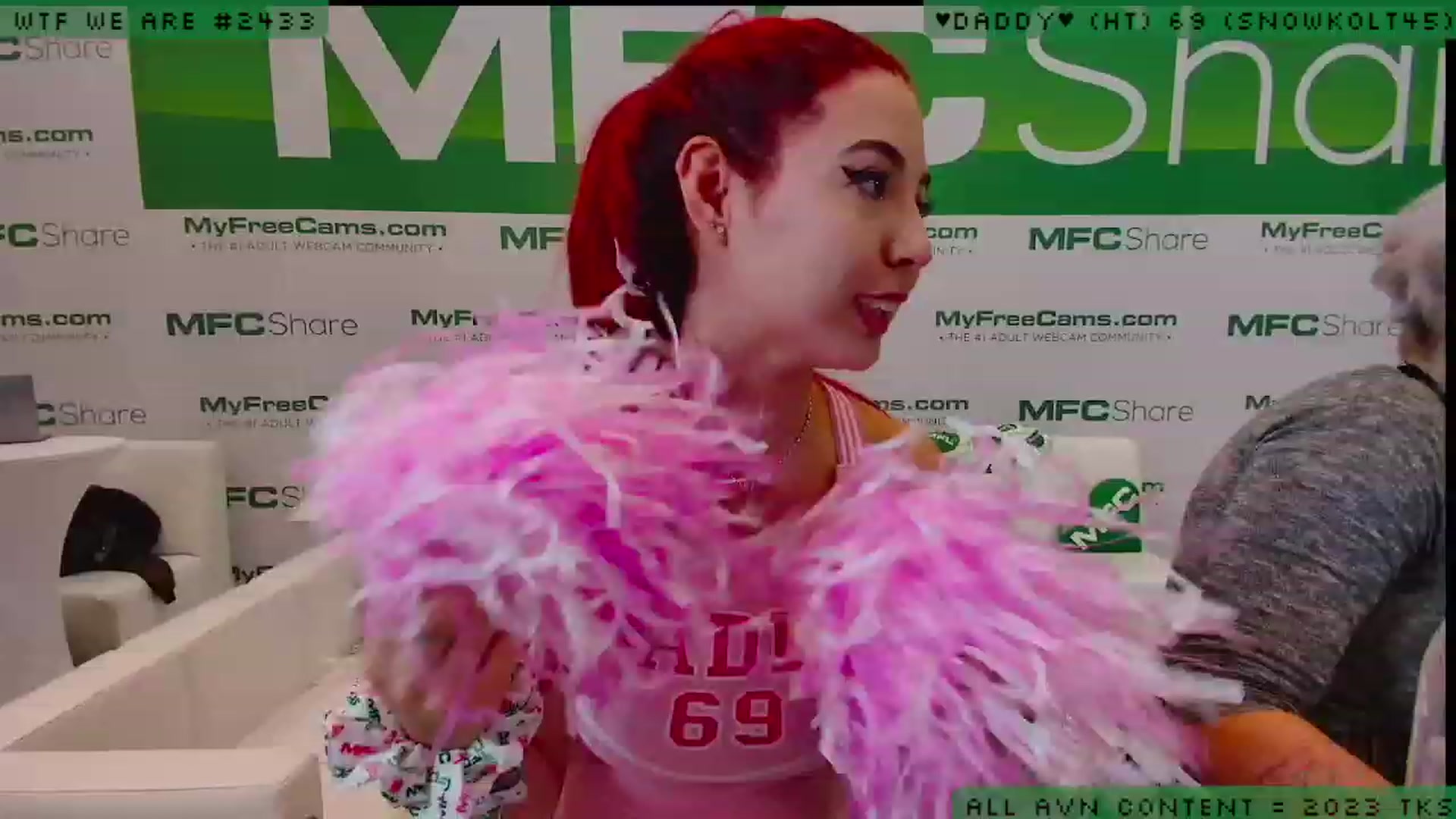Gallery image thumbnail from JessWhitmore_'s myfreecams stream on, 01/05/2023, 24:02 image 1 of 20