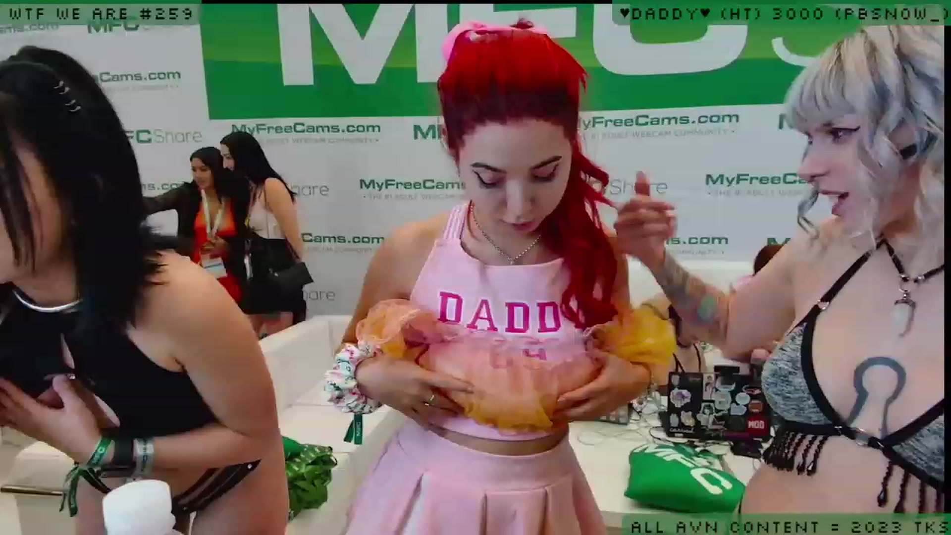 Gallery image thumbnail from JessWhitmore_'s myfreecams stream on, 01/05/2023, 03:49 image 15 of 20